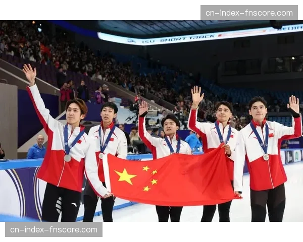 世界短道速滑锦标赛：中国队混合接力夺冠，刘少昂获男子1000米金牌